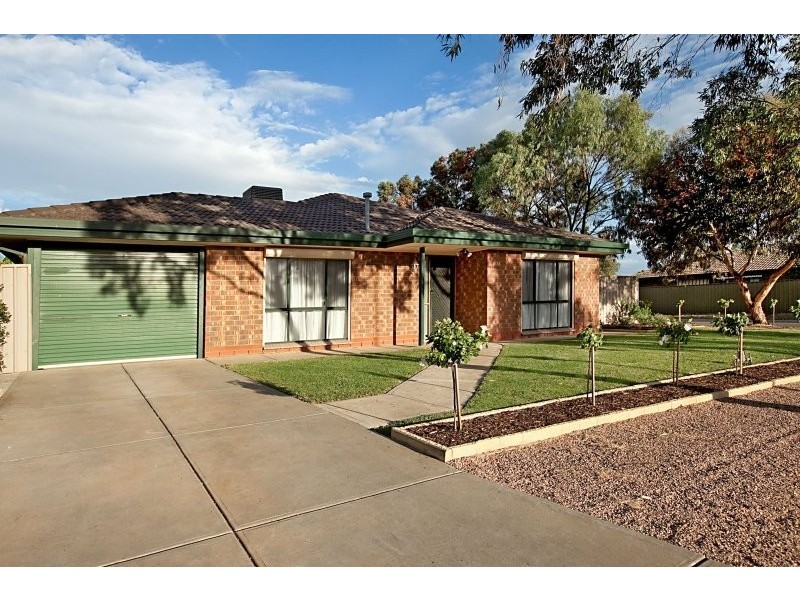 1 Riva Court, Paralowie SA 5108