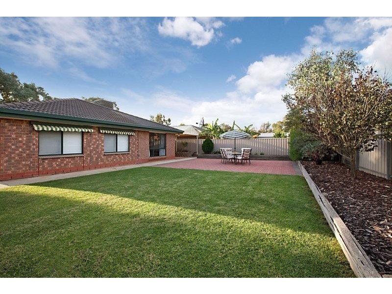 1 Riva Court, Paralowie SA 5108