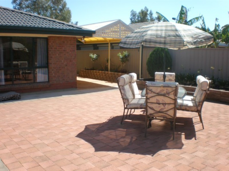 1 Riva Court, Paralowie SA 5108