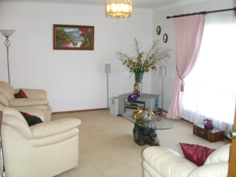3 Colchester Court, Salisbury Heights SA 5109