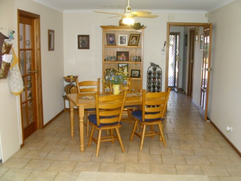 3 Colchester Court, Salisbury Heights SA 5109