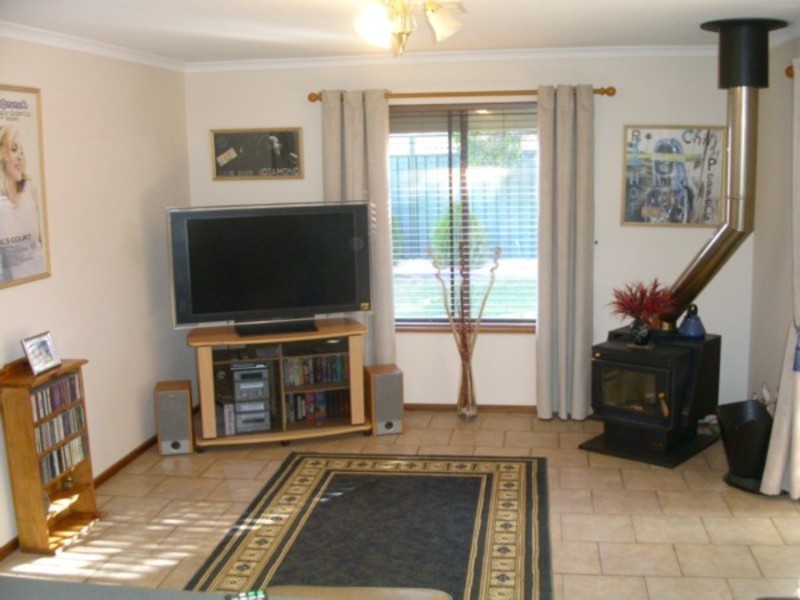 3 Colchester Court, Salisbury Heights SA 5109