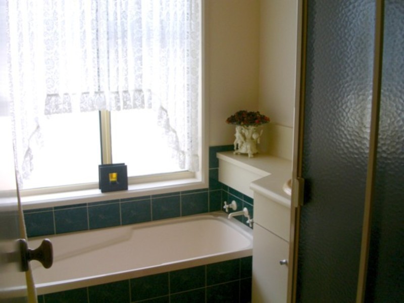 16 Lovelock Road, Parafield Gardens SA 5107