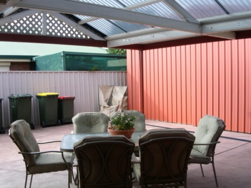 16 Lovelock Road, Parafield Gardens SA 5107