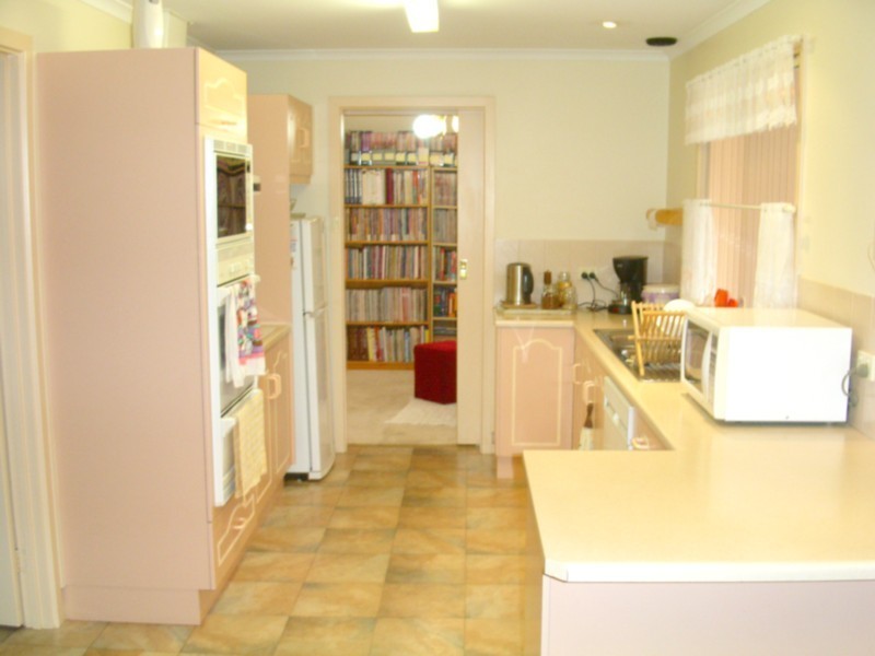 4 Tarana Court, Hillbank SA 5112