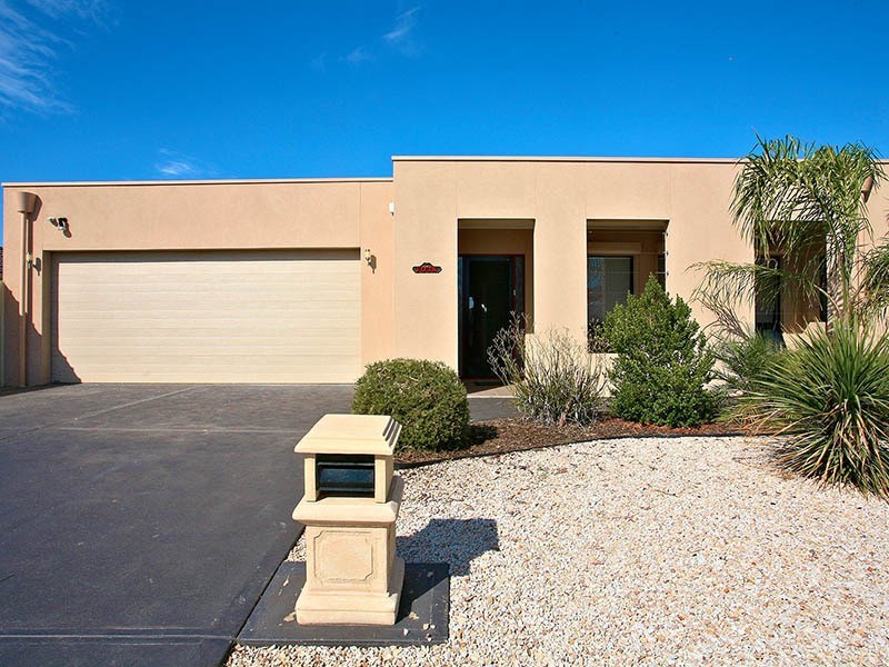 4 Flavio Avenue, Parafield Gardens SA 5107