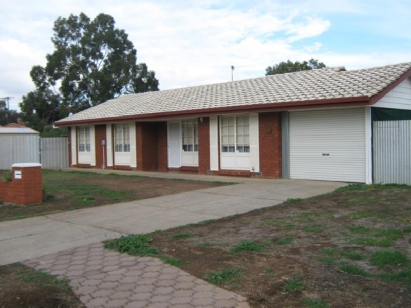 21 Chartwell Crescent, Paralowie SA 5108