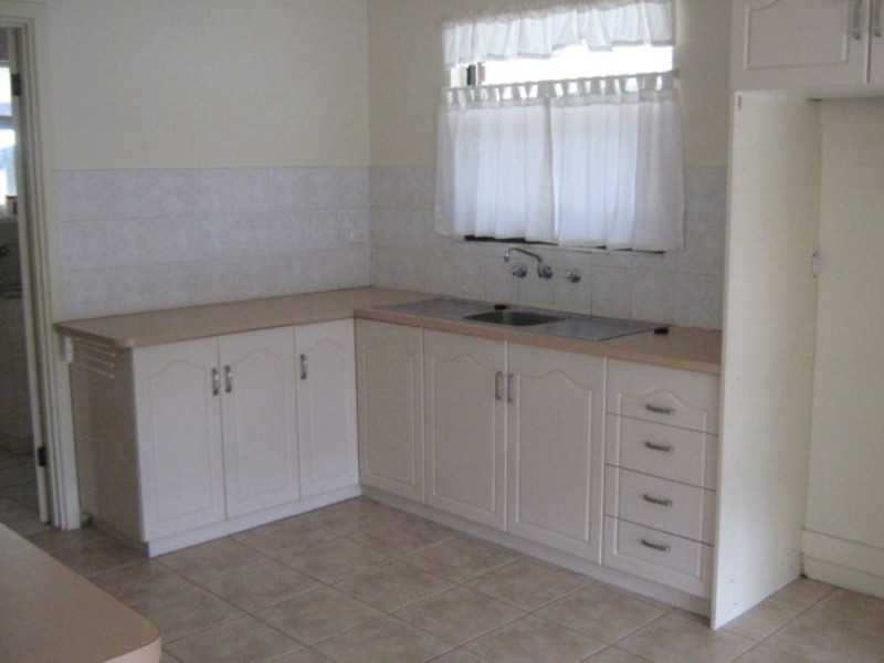 21 Chartwell Crescent, Paralowie SA 5108