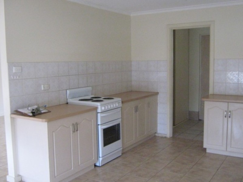 21 Chartwell Crescent, Paralowie SA 5108