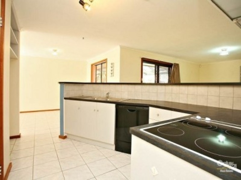 15 Grosvenor Place, Paralowie SA 5108