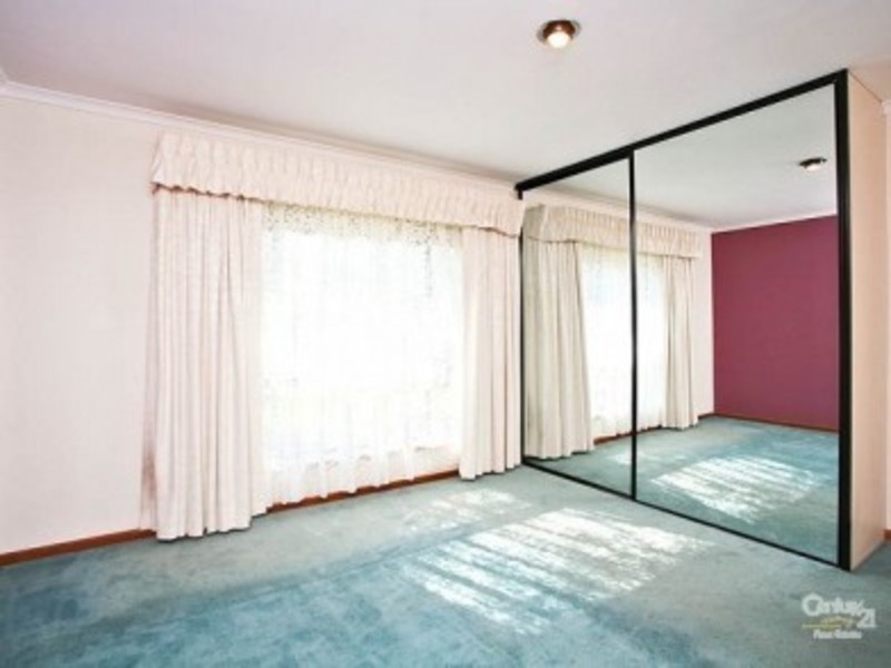 15 Grosvenor Place, Paralowie SA 5108