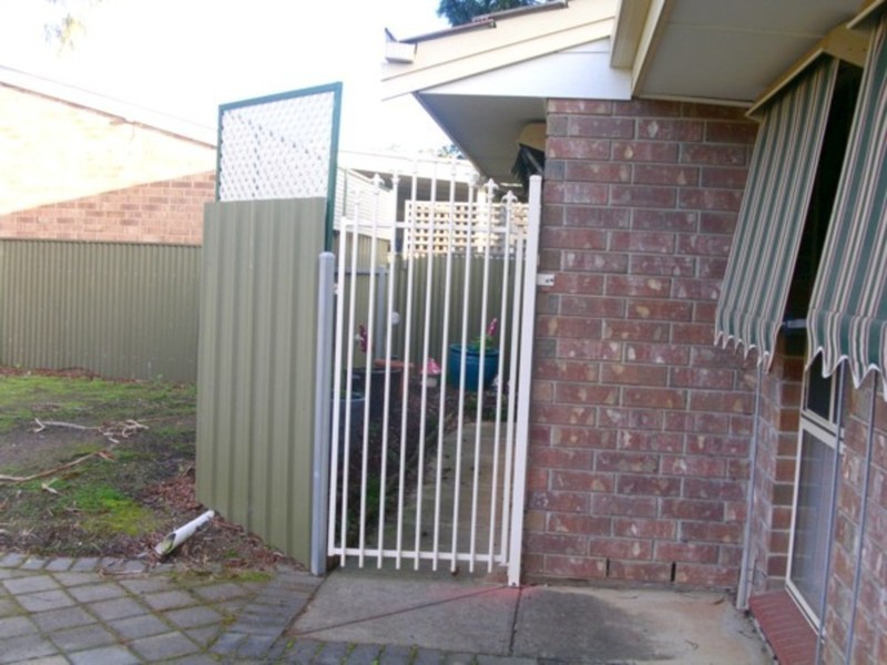 8/30 Thornton Way, Para Hills West SA 5096