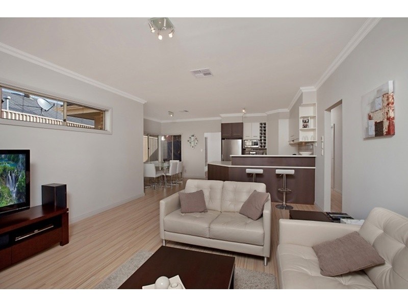 7 Chestnut Grove, Blakeview SA 5114