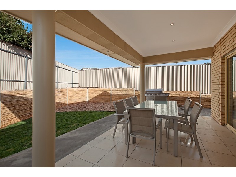 7 Chestnut Grove, Blakeview SA 5114