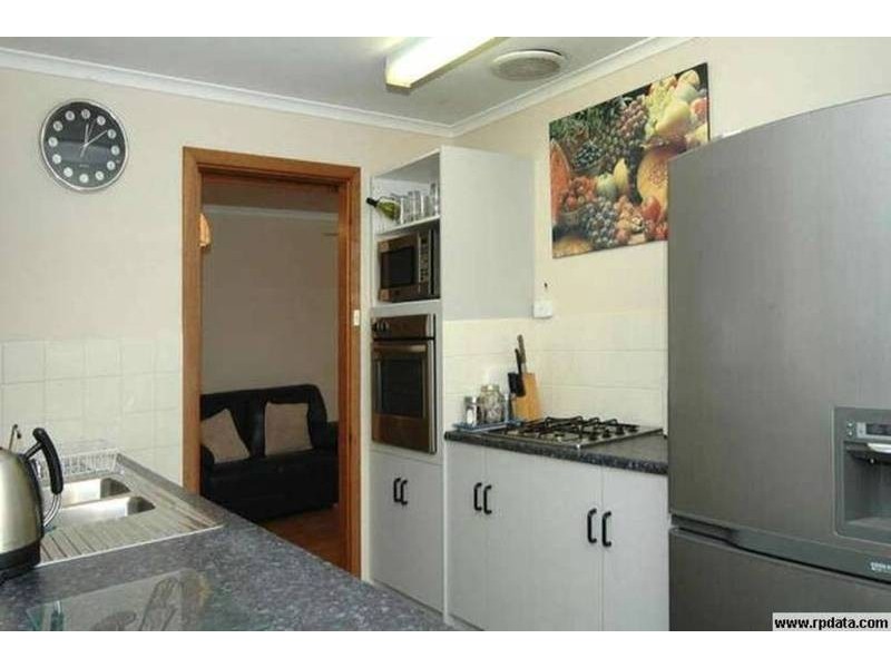 2 Winston Avenue, Paralowie SA 5108