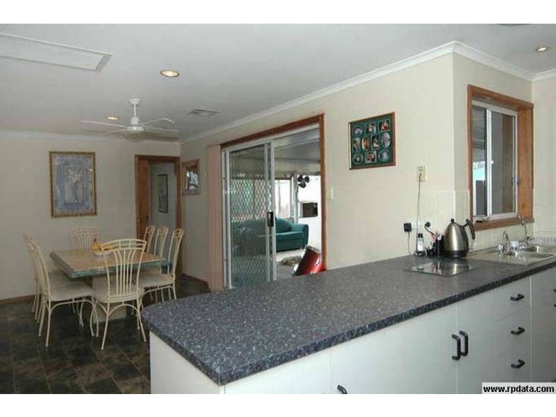 2 Winston Avenue, Paralowie SA 5108