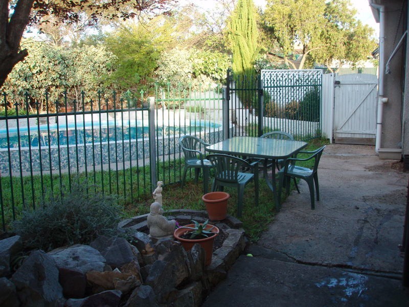 8 Austral Avenue, Clearview SA 5085