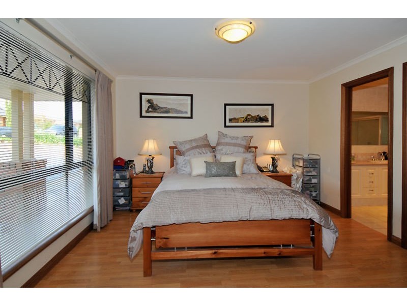 3 Niedpath Street, Walkley Heights SA 5098