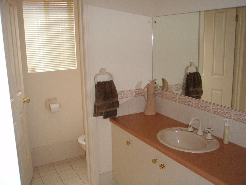 4 Gina Way, Burton SA 5110