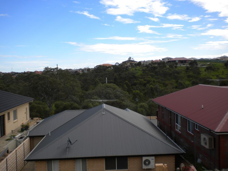 18 River Walk, Walkley Heights SA 5098