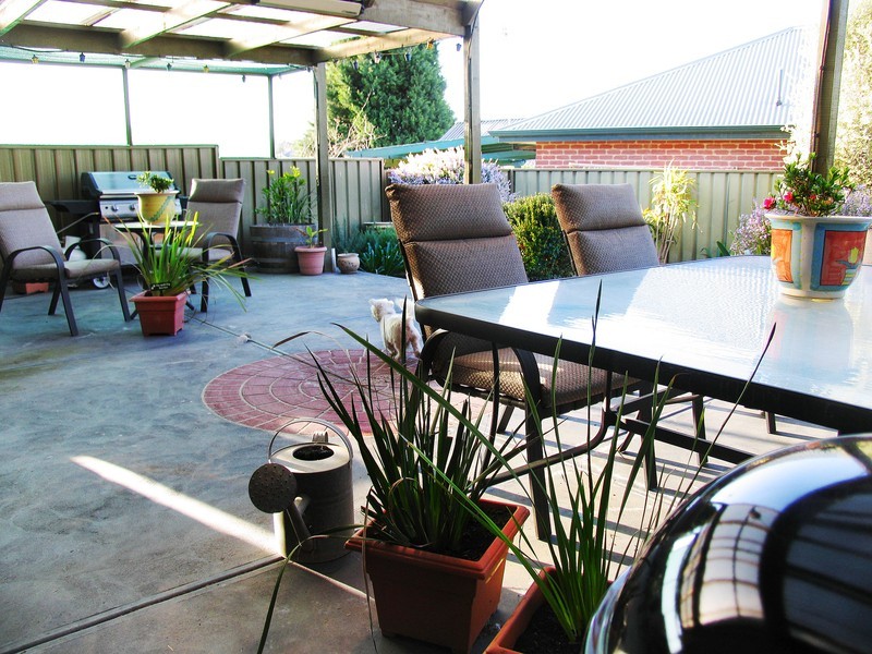 19 Saint Clair Parade, Greenwith SA 5125