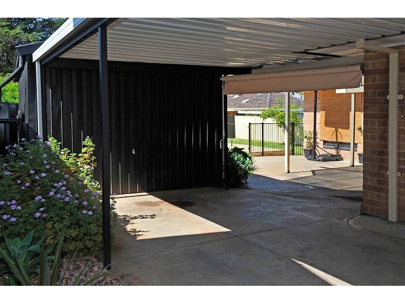 11 Rutherford Street, Valley View SA 5093