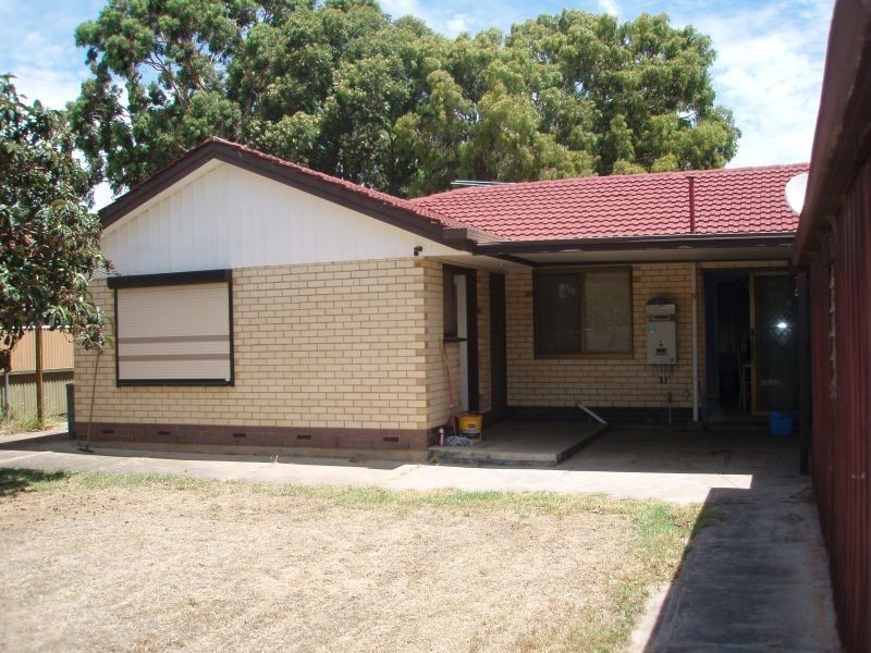 17 Middle Avenue, Paralowie SA 5108
