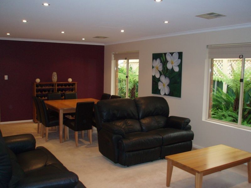 35 Lord Howe Avenue, Hillcrest SA 5086