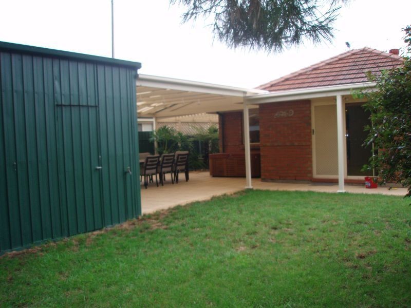 35 Lord Howe Avenue, Hillcrest SA 5086