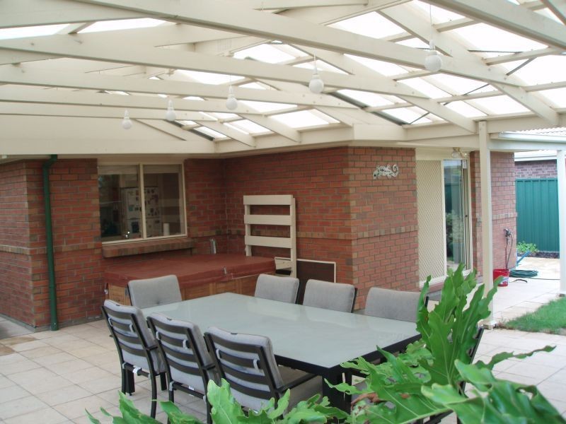 35 Lord Howe Avenue, Hillcrest SA 5086