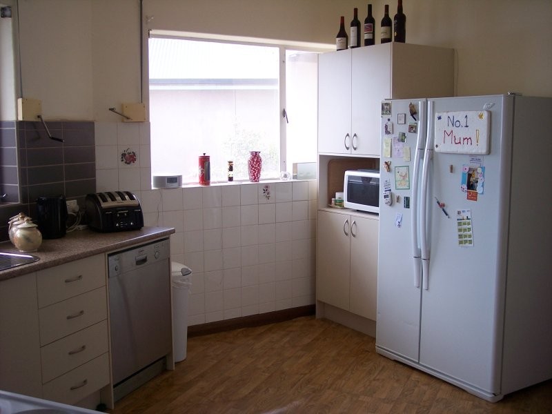 5 Montrose Avenue, Clearview SA 5085