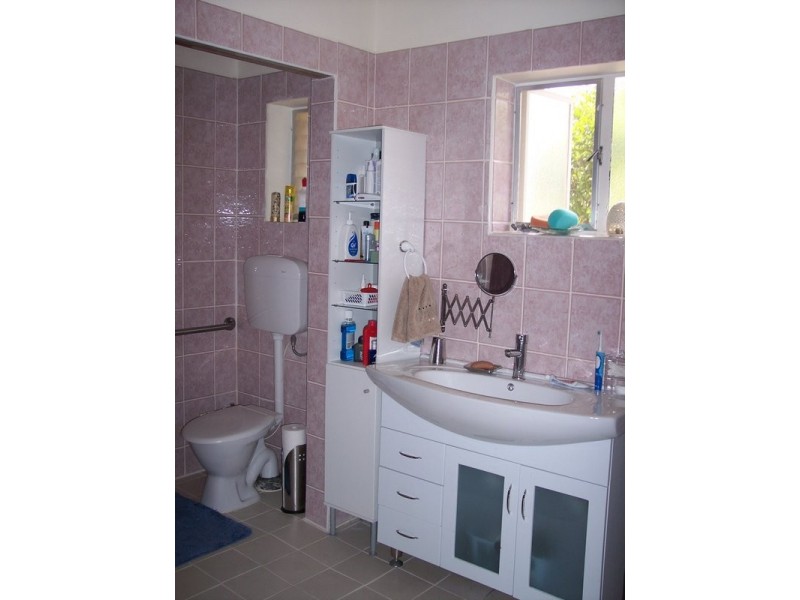 5 Montrose Avenue, Clearview SA 5085