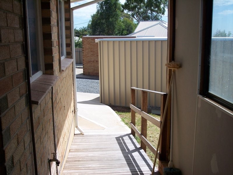 5 Montrose Avenue, Clearview SA 5085