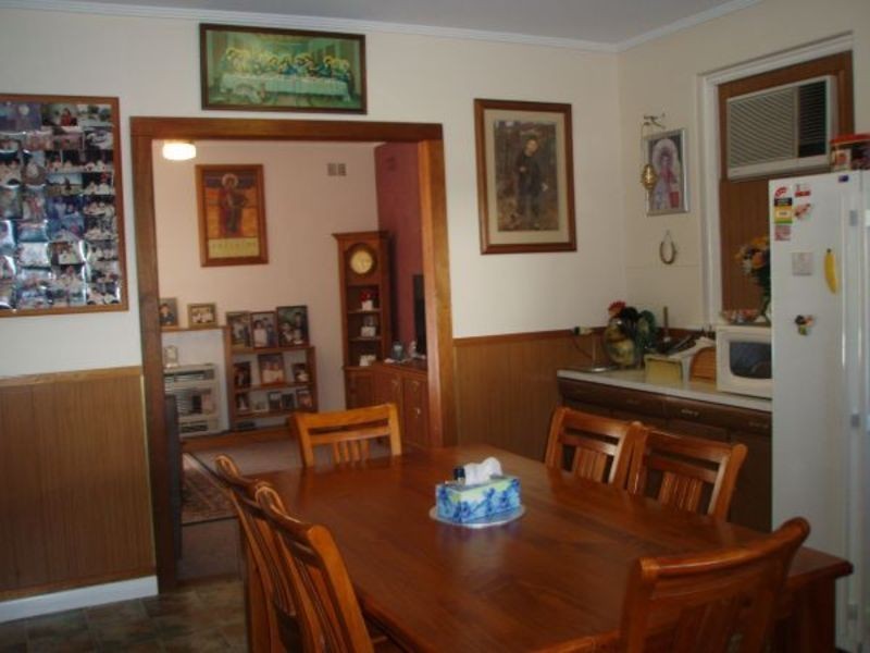 2 Lancia Road, Croydon Park SA 5008