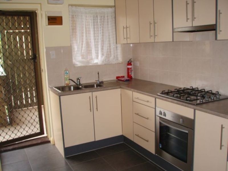 31/3 Noblet Street, Findon SA 5023