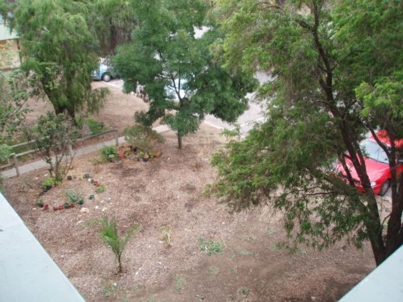 31/3 Noblet Street, Findon SA 5023