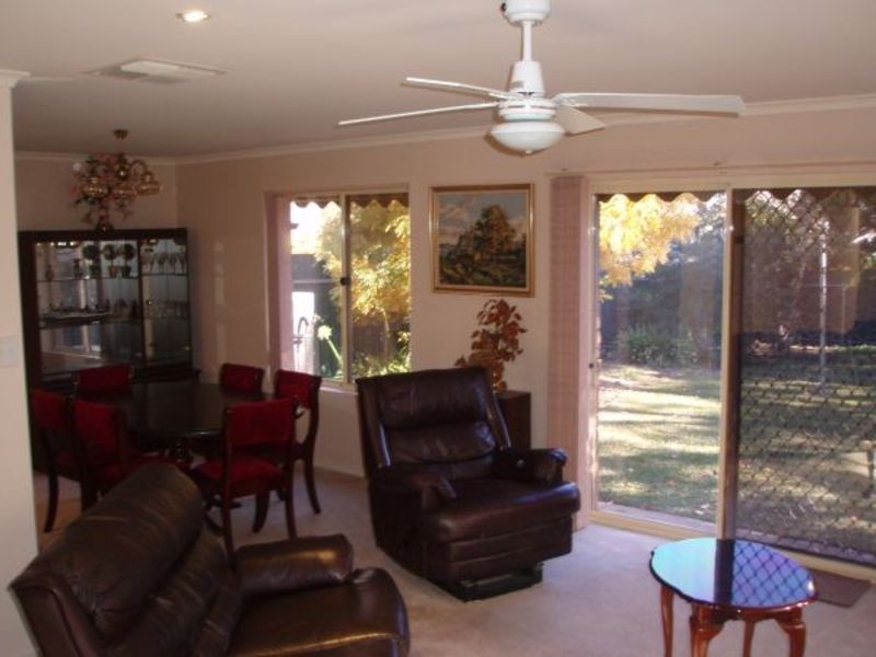 18 County Street, Hillcrest SA 5086