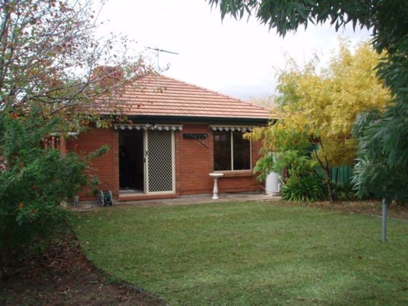 18 County Street, Hillcrest SA 5086