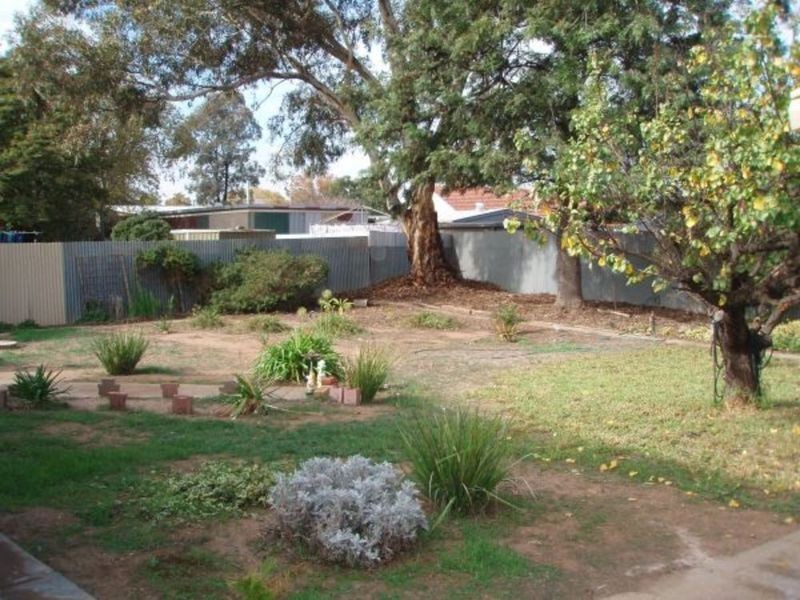 4 Woodfull Street, Parafield Gardens SA 5107