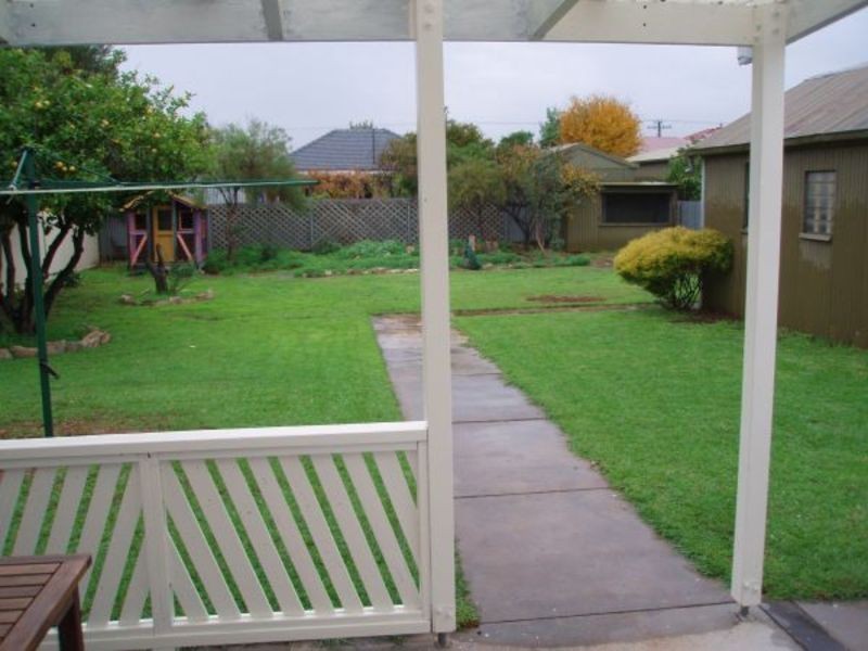 87 Days Road, Croydon Park SA 5008
