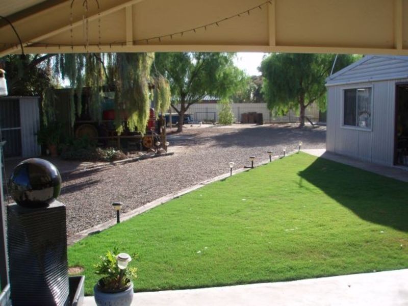 2 Alabar Crescent, Globe Derby Park SA 5110