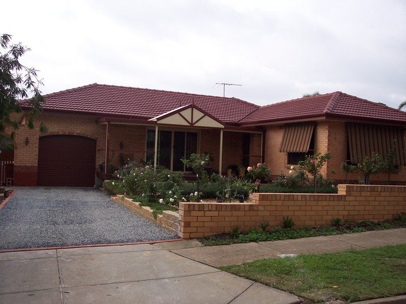 23 Clearview Crescent, Clearview SA 5085
