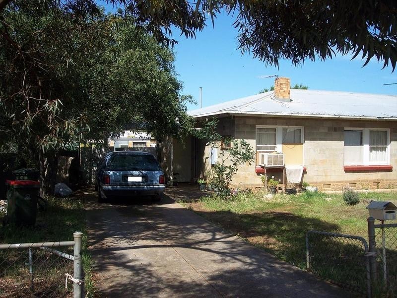 16 Burdell Street, Elizabeth Downs SA 5113