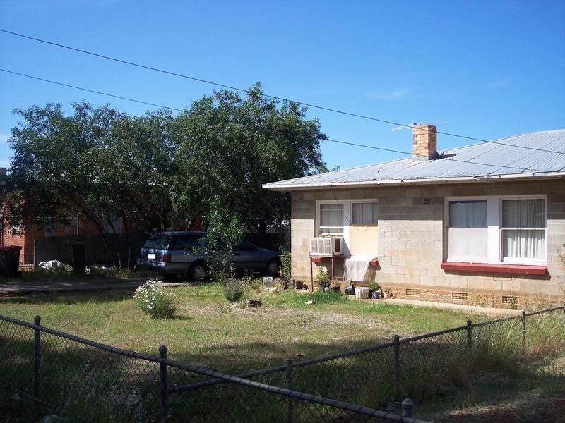 16 Burdell Street, Elizabeth Downs SA 5113