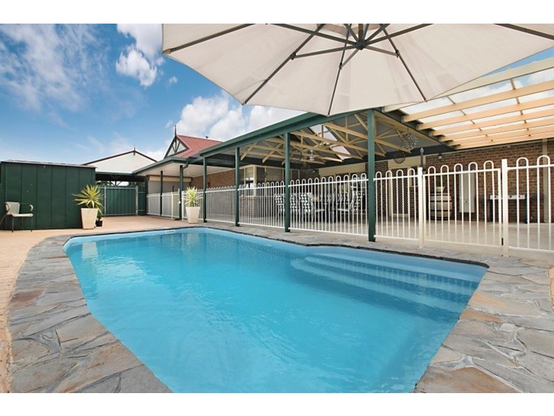 2 Parkview Avenue, Salisbury Downs SA 5108