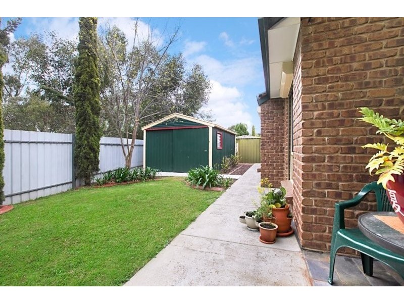 2 Parkview Avenue, Salisbury Downs SA 5108