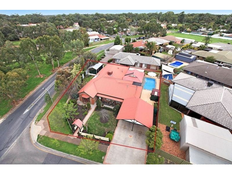 2 Parkview Avenue, Salisbury Downs SA 5108