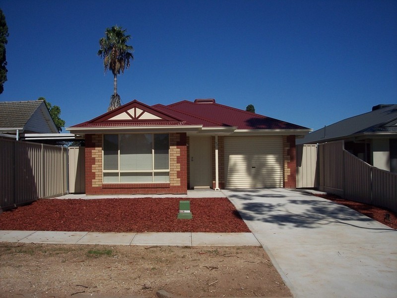 94 & 94A McKenzie Road, Elizabeth Downs SA 5113