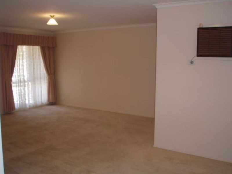 50 Kew Drive, Oakden SA 5086