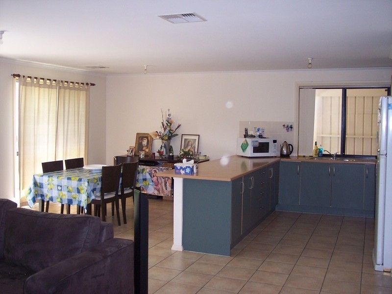5 Sutcliffe Road, Greenacres SA 5086